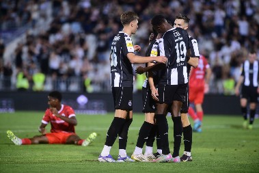 CRNO-BELI U SUBOTICI Promenjen termin utakmice Spartaka i Partizana