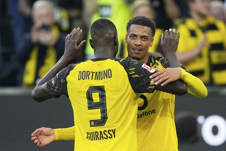 BUNDESLIGA Borusija Dortmund preuzela čelo tabele, Lajpcig do pobede bez Srba
