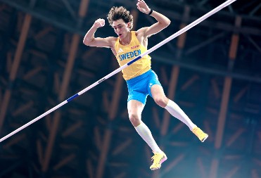 OVAJ ČOVEK JE SA DRUGE PLANETE Duplantis nebeskim skokom ponovo oborio svetski rekord