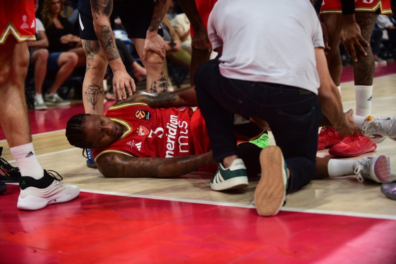 KATASTROFA CRVENE ZVEZDE Teška povreda Ajzee Kenana!