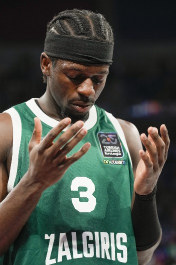 PRVAK EVROPE PAO U KAUNASU Žalgiris preživeo Boldvinovu rafalnu paljbu i srušio Fener