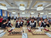 VELIKA POBEDA SRPSKIH ŠAHISTA Muškarci savladali Tursku i ostali u trci za medalju, dame remizirale sa domaćinom