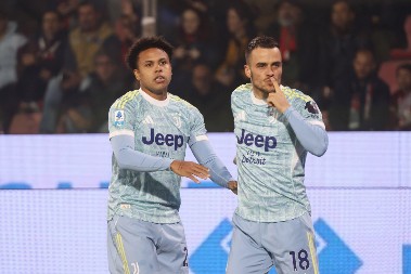 POČELA SPALETIJEVA ERA Juventus za pobedu da zahvali Kostiću