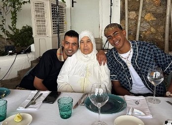 JAMALOV OTAC ODGOVORIO NA KRITIKE Živim li na sinovljev račun? Ne, skupljam karton po Barseloni