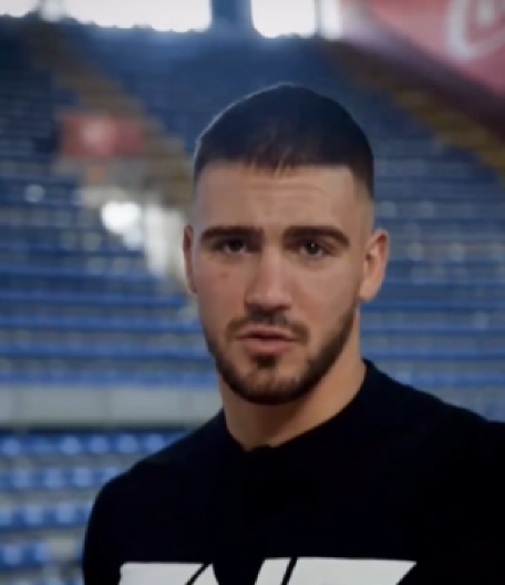 JEZIVA FOTKA KRUŽI MREŽAMA Ovako izgleda Bojković posle brutalnog nokauta Janičića (FOTO)