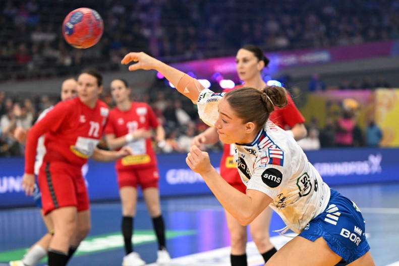 SAVEZ SE HITNO OGLASIO Srbija žestoko pokradena na Svetskom prvenstvu, upućena protestna nota