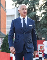 TUŽNA VEST Preminuo otac Zvezdana Terzića