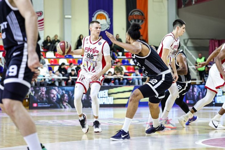 Košarkaši Partizana pobedili FMP u Železniku