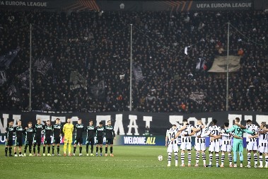 TRAGEDIJA BLIZU GRANICE SA SRBIJOM 7 navijača PAOK-a poginulo u jezivoj saobraćajnoj nezgodi