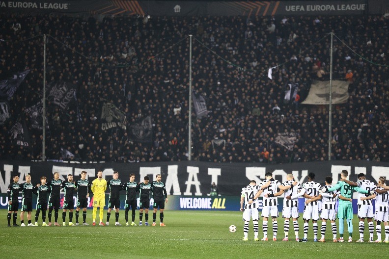 TRAGEDIJA BLIZU GRANICE SA SRBIJOM 7 navijača PAOK-a poginulo u jezivoj saobraćajnoj nezgodi