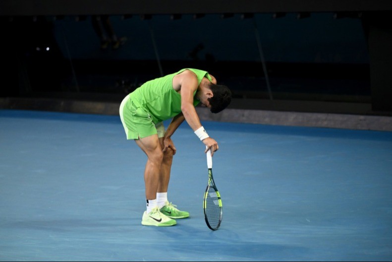 ALKARAZOVA DRAMA Karlitos se ceo tresao, prošao je kroz agoniju (VIDEO)