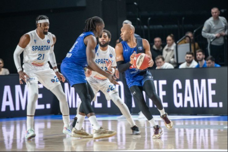 SPARTAK ISPUSTIO VELIKU PREDNOST Budućnost posle preokreta slavila u Subotici