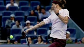 Zverev slavio posle drame! Nemac uz mnogo muke do četvrtfinala Šangaja