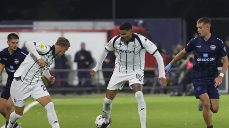 "Partizane, šutni bar na gol"