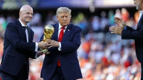 Sve mu se ruši kao kula od karata, ali je Infantino ubeđen: Imam podršku svetskog fudbala