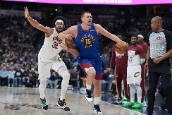 POSLE OVOG PITANJA JOKIĆ SE UHVATIO ZA GLAVU Nikolu dugo nismo videli ovakvog, potpuno je slomljen (VIDEO)