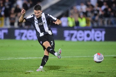 VEZISTA SE OPROSTIO OD PARTIZANA "Odlazim pomešanih osećanja"