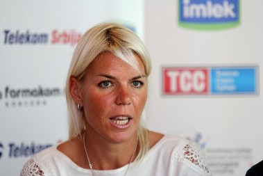 NOVI DETALJI TRAGEDIJE KOJA JE POTRESLA SRBIJU Pojavile se prve slike uništenog auta Tatjane Ječmenice, prizor je jeziv (FOTO)