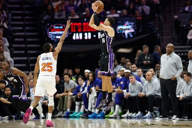 UDARAC ZA SAKRAMENTO Zek Lavin završio sezonu