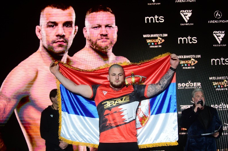 MAGIČNA NOĆ ZA SRBE U "PIONIRU" Furiozna pobeda Jovana Leke! 