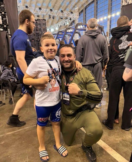 TITULU POSVETIO PREMINULOJ MAJCI Bogdan ima samo devet godina, postao je prvak Evrope, a njegova priča dirnula je Srbiju