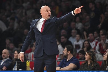 PRVI UTISCI OBRADOVIĆA POSLE POBEDE NAD IGOKEOM Evo kada trener Crvene zvezde otkriva putnike za Kup Koraća