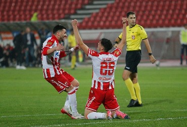 ZVEZDI SE SMEŠI LEPA ZARADA Na "Marakani" zadovoljno trljaju ruke