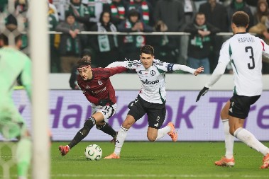 LUD FINIŠ PRELAZNOG ROKA Srbin u milionskom transferu otišao u Primeru