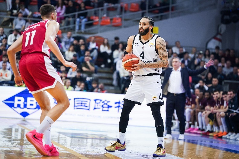 PARTIZAN - MEGA Žestoka borba u "Čairu", crno-beli se potpuno vratili