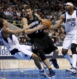 JARIĆ VIŠE NE IZGLEDA OVAKO Marko potpuno promenio imidž, uslikan posle mnogo vremena