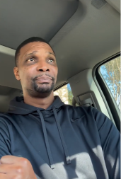 PROBUDIO SE U SVOJOJ KRVI Šok ispovest: Velika NBA zvezda izbegla smrt za dlaku