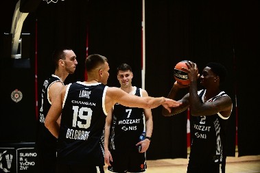 SJAJNE VESTI ZA PARTIZAN Još jedan košarkaš crno-belih počeo da trenira