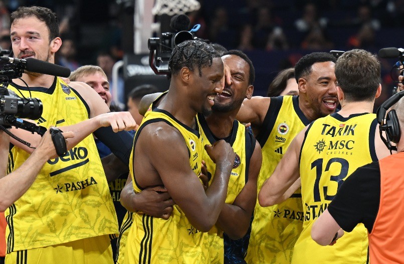 SPREMA SE EVROLIGAŠKA BOMBA PAO posle debakla od Partizana dovodi najveće pojačanje