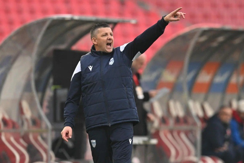 TRENER PAZARA POSLE UBEDLJIVOG PORAZA "Srećno Zvezdi u Evropi, iako sam bivši igrač Partizana"