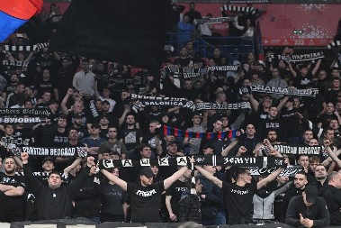 PARTIZAN RAZBIO ZVEZDU U DERBIJU Crno-beli idu ka tituli