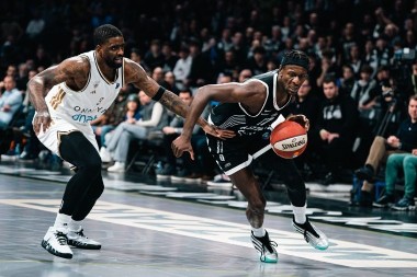 PARTIZAN - DUBAI Crno-beli stekli osetnu prednost, pa potpuno stali