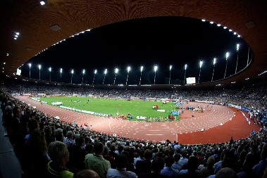 Atletičar ubijen nožem, devojka optužena za jeziv zločin