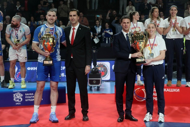  Odbojkaši Spartaka pobedili Radnički i prvi put u istoriji osvojili Kup Srbije