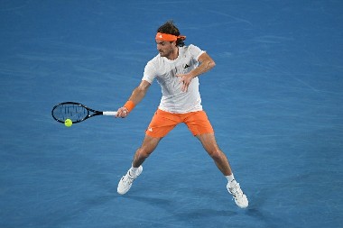 TIČE SE VELIKE TROJKE Neverovatno dostignuće Stefanosa Cicipasa