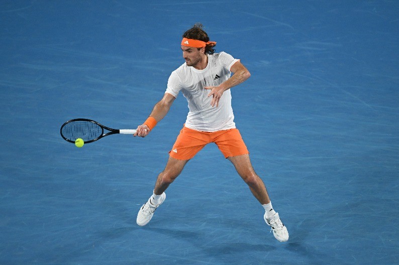 TIČE SE VELIKE TROJKE Neverovatno dostignuće Stefanosa Cicipasa