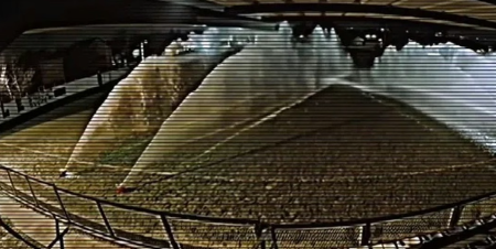 UNIŠTEN FUDBALSKI STADION Huligani potopili teren u okolini Beograda 