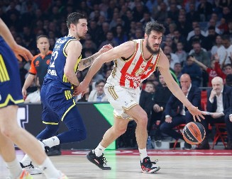 POTPUNI ŠOK Legendarni košarkaš najavio kraj karijere