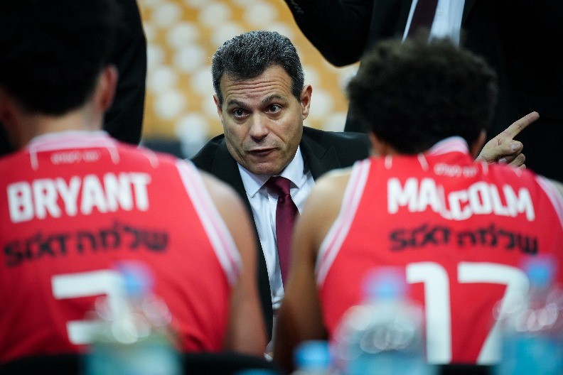 KLUB PRONAŠAO REŠENJE Izraelci pred praznim tribinama u Španiji 