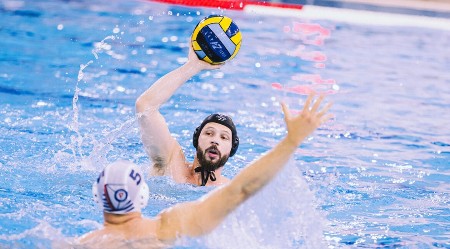 RADNIČKI U REVANŠ SA ČETIRI GOLA VIŠKA Kragujevčani bolji od Kotorana u prvom meču četvrtfinala Kupa Evrope