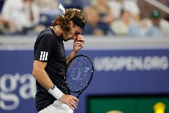 "MOJ BIVŠI JE MRZEO CICIPASA" Grk pobedelio priču iz reda za kafu i nasmejao sve