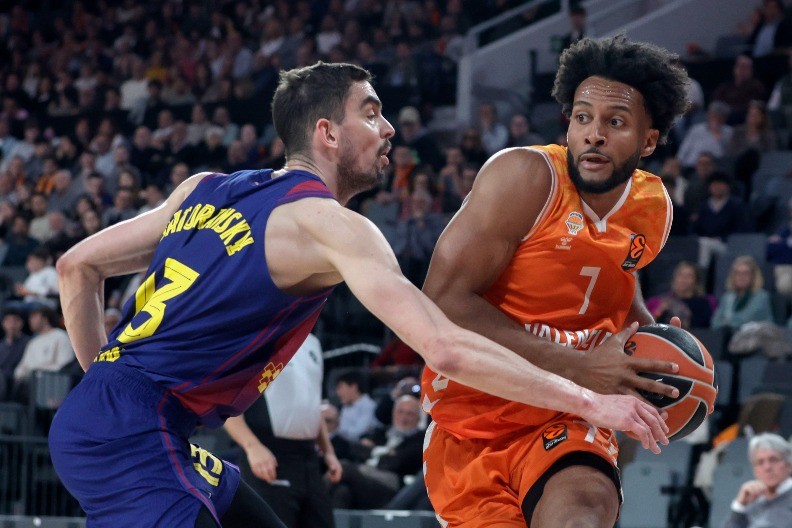 LOŠE VESTI ZA CRVENO-BELE Barsa srušila Valensiju i otežala posao Zvezdi