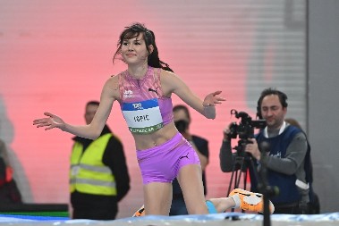 FINALE SVETSKOG PRVENSTVA Angelina Topić skače za zlato