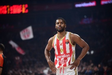 DIGAO GLAS Bivši košarkaš kritikovao četvoricu igrača Zvezde