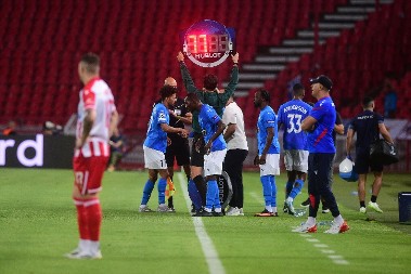 RASPAD VELIKOG PROJEKTA Izbacili Zvezdu, ušli u Ligu šampiona, a sada je gazda odlučio da digne ruke od svega