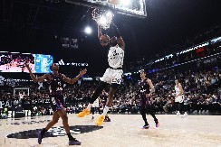 "DUBOKO UDAHNEM I NASTAVIM" Bruno Fernando smislio taktiku za rešavanje problema